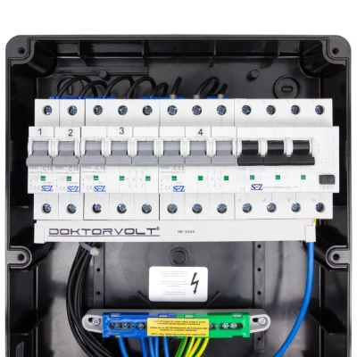 pol_pl_Rozdzielnica-budowlana-TD-S-FI-32A-16A-4x230V-gniazda-Mennekes-Doktorvolt-6916-13312_3.jpg