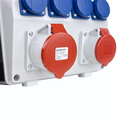 pol_pl_Rozdzielnica-budowlana-TD-S-FI-32A-16A-4x230V-gniazda-Mennekes-Doktorvolt-6916-13312_6.jpg