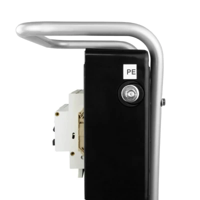 pol_pl_Rozdzielnica-budowlana-na-stojaku-z-kablem-TD-S-FI-SKHU-32A-16A-4x230V-Schuko-Doktorvolt-9368-17263_3.jpg