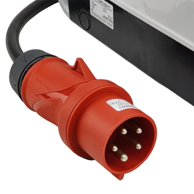 pol_pl_Rozdzielnica-budowlana-na-stojaku-z-kablem-ECO-S-FI-SKHU-32A-16A-2x230V-Doktorvolt-R-0410-17468_6.jpg